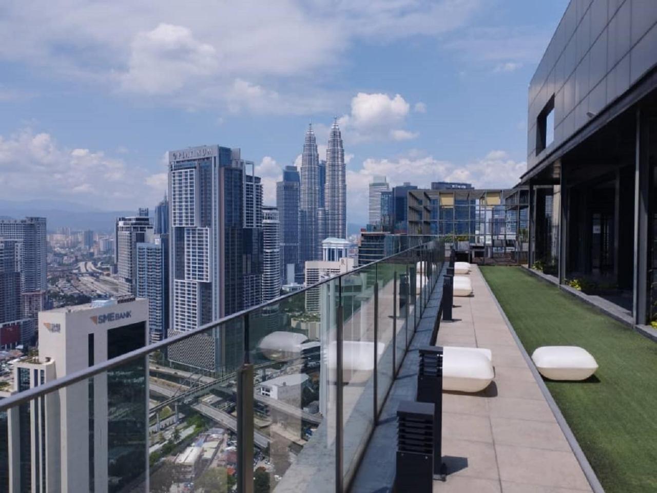 Anggun Apartment *