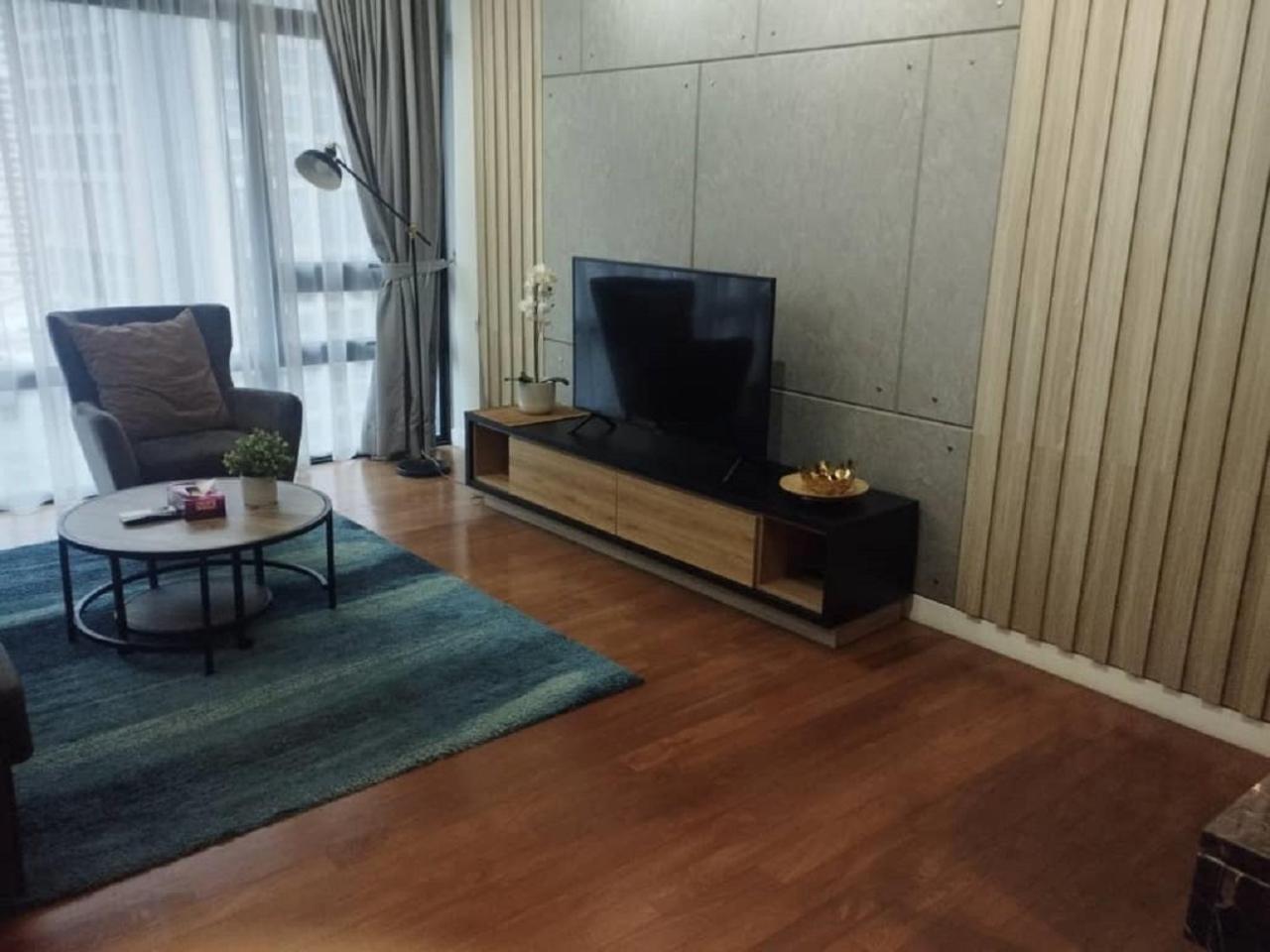 Anggun Apartment *